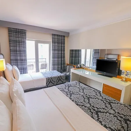 Cettia (adults Only) 4*